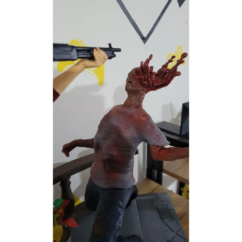 Diorama Residente Evil 3  Leon Kennedy Claire Redfield