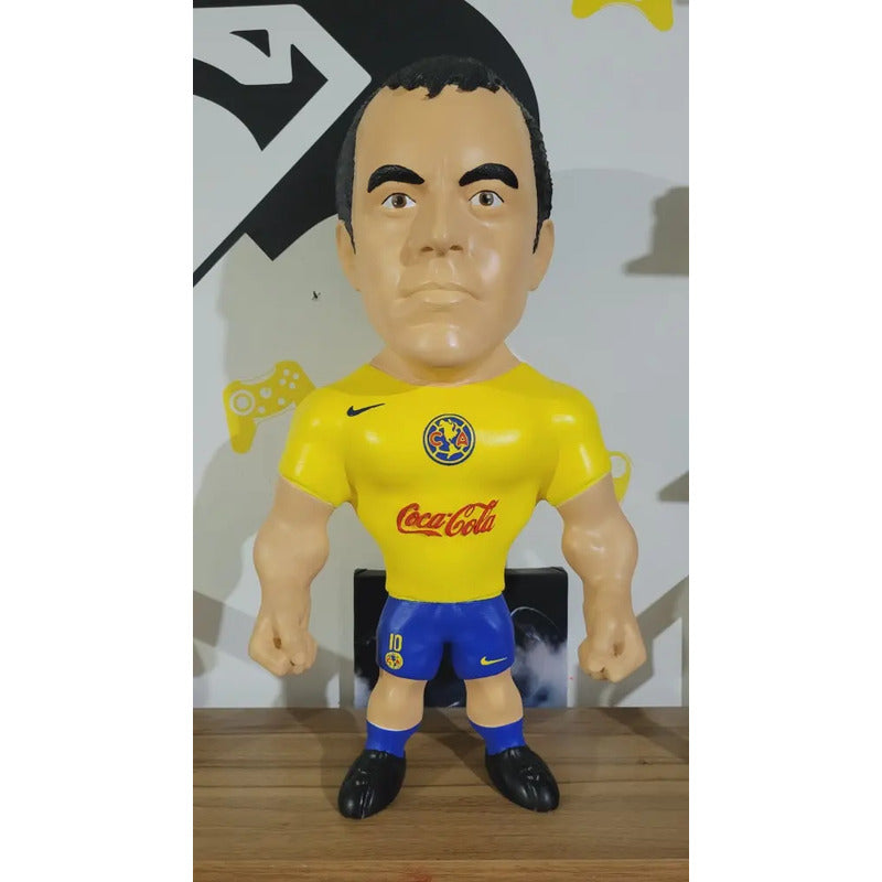 Figura De Futbolista Fuertecito Cuauhtemoc Blanco 55 Cm