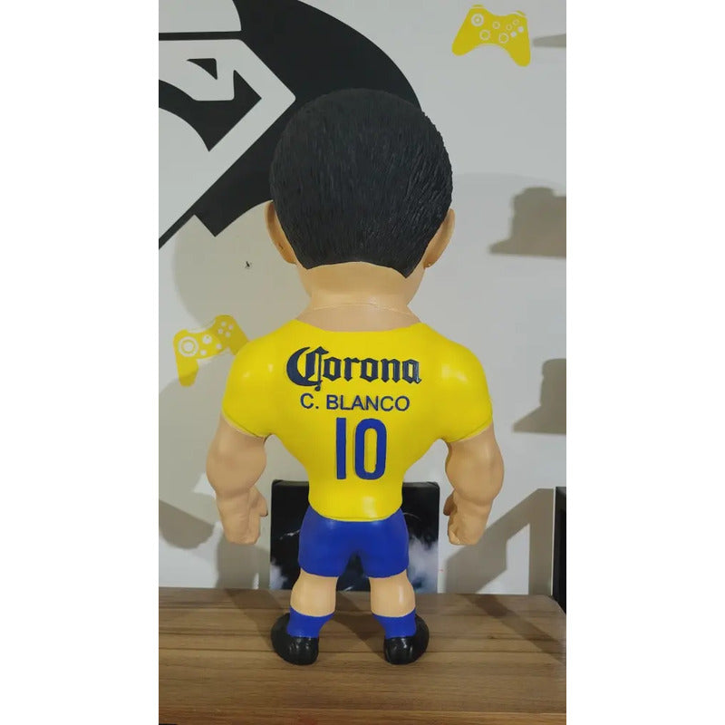 Figura De Futbolista Fuertecito Cuauhtemoc Blanco 55 Cm