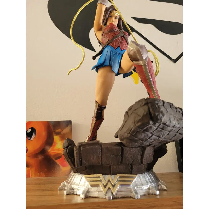 Figura Wonder Woman Mujer Maravilla Gal Gadot