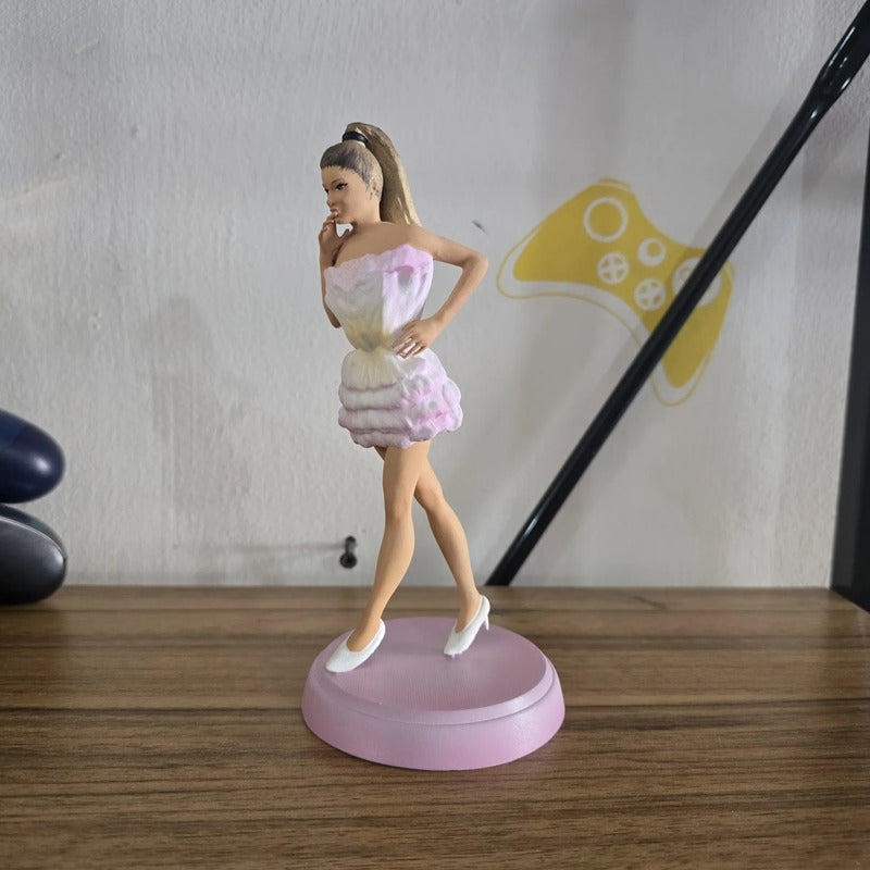 Figura Ariana Grande 15 Cm
