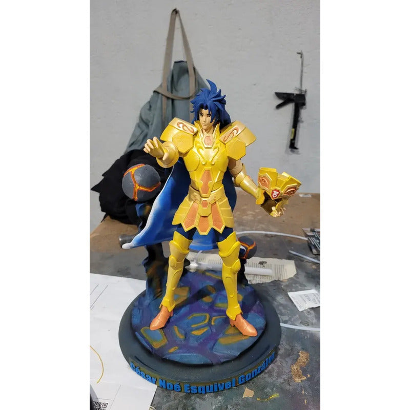 Figura De Acción Saga De Geminis Caballero Dorado