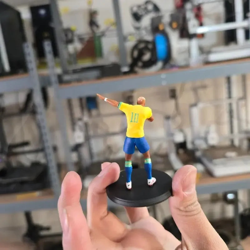 Figura De Jugador Neymar De 15 Cm