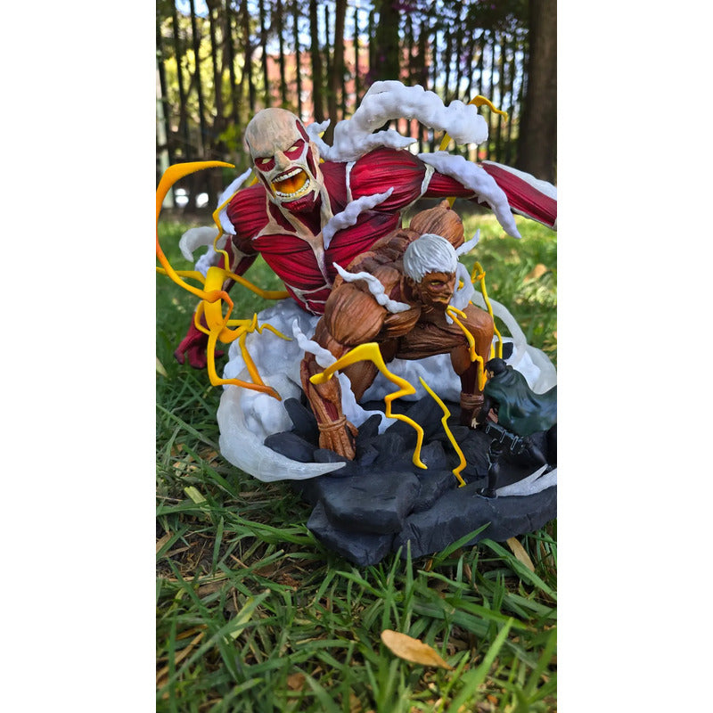 Figura Attack On Titan 20 Cm