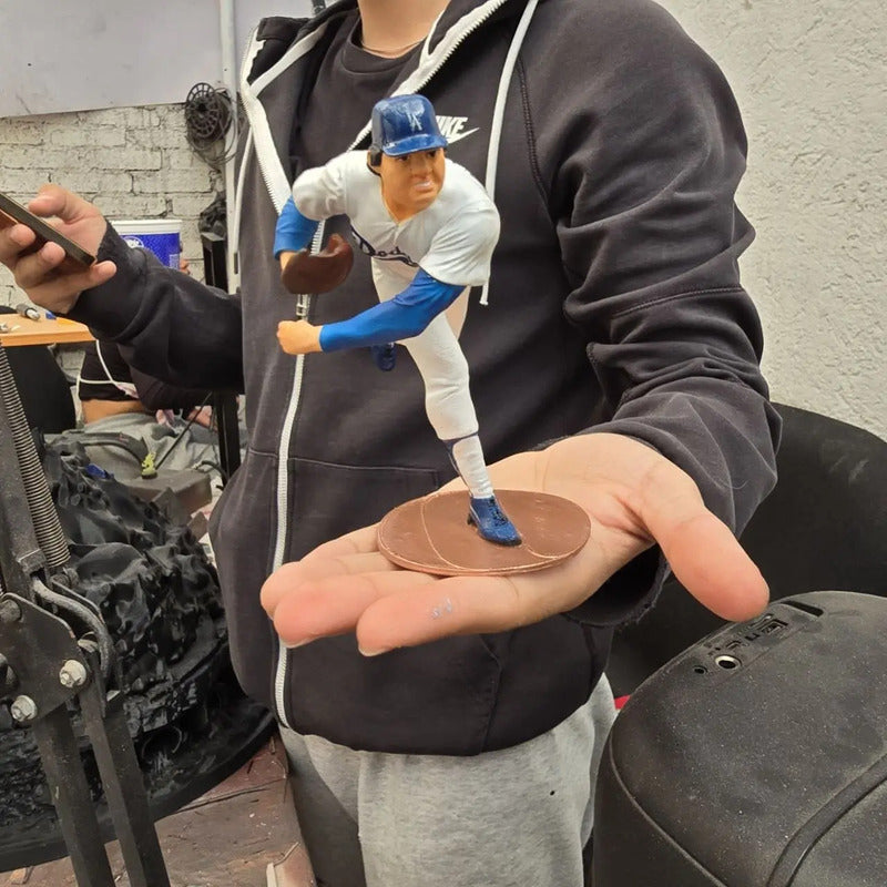 Figura De Fernando Valenzuela  De 15 Cm