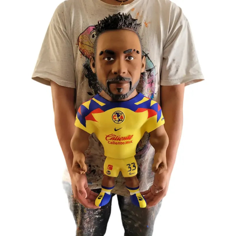 Figura Futbolistas Fuertecito Julian Quiñones 55 Cm America