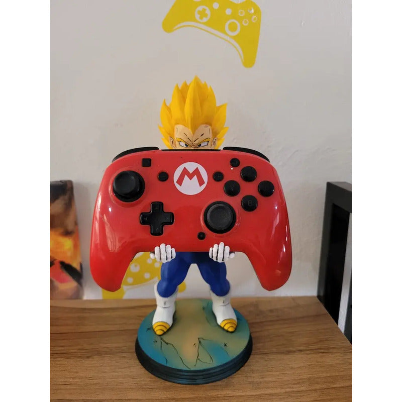 Soporte Control Play Xbox O Celular Vegeta Con Armadura  1