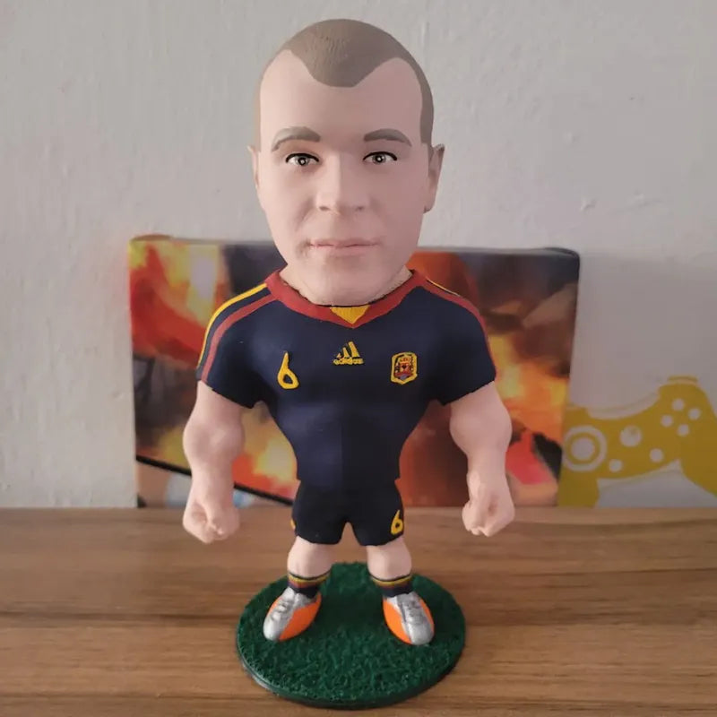 Figura De Futbolista Fuertecito Andrés Iniesta