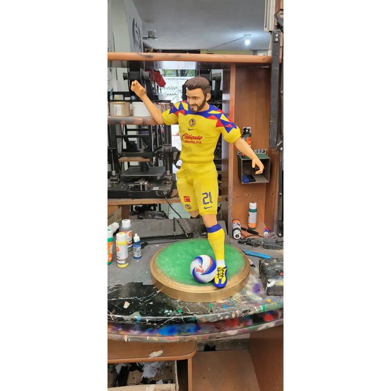 Figura De Fútbol Henry Martin Con America Águilas 55cm