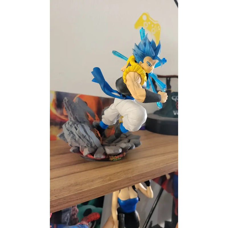 Figura De Dragon Ball Gogeta Blue