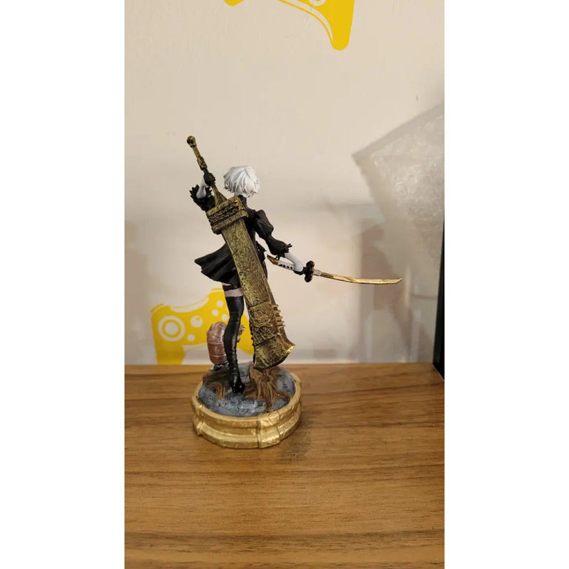 Figura De Acción 2b Nier Automata