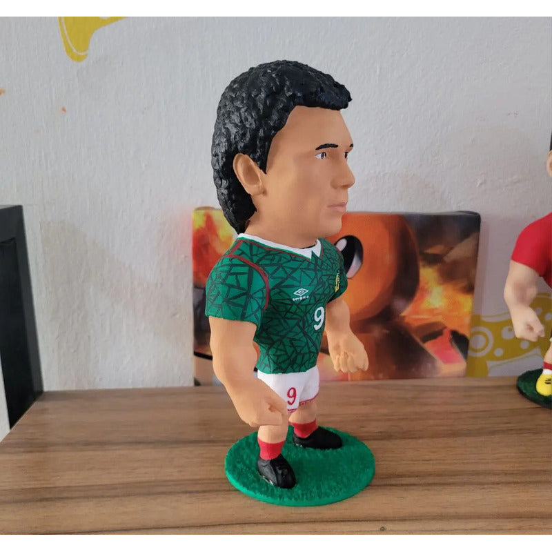 Figura De Futbolista Fuertecito Hugo Sánchez