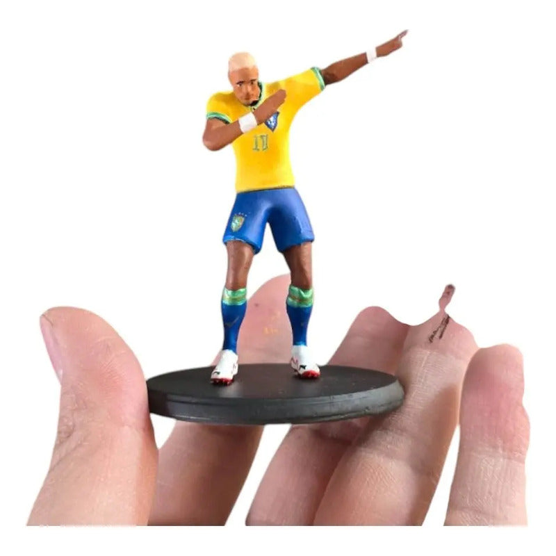 Figura De Jugador Neymar De 15 Cm