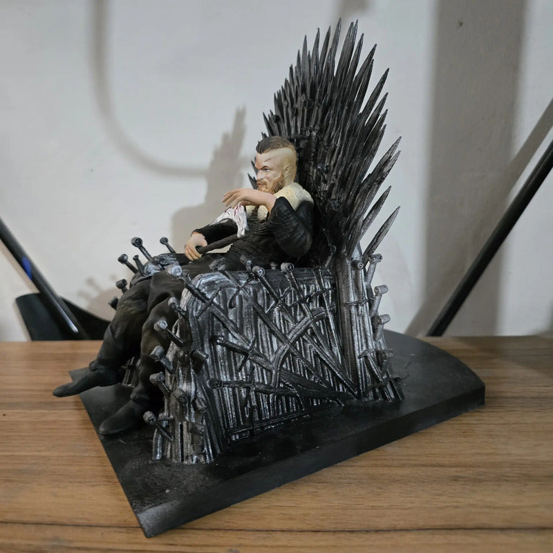 Figura Ragnar Lodbrok Con Trono De Hierro Vikingos