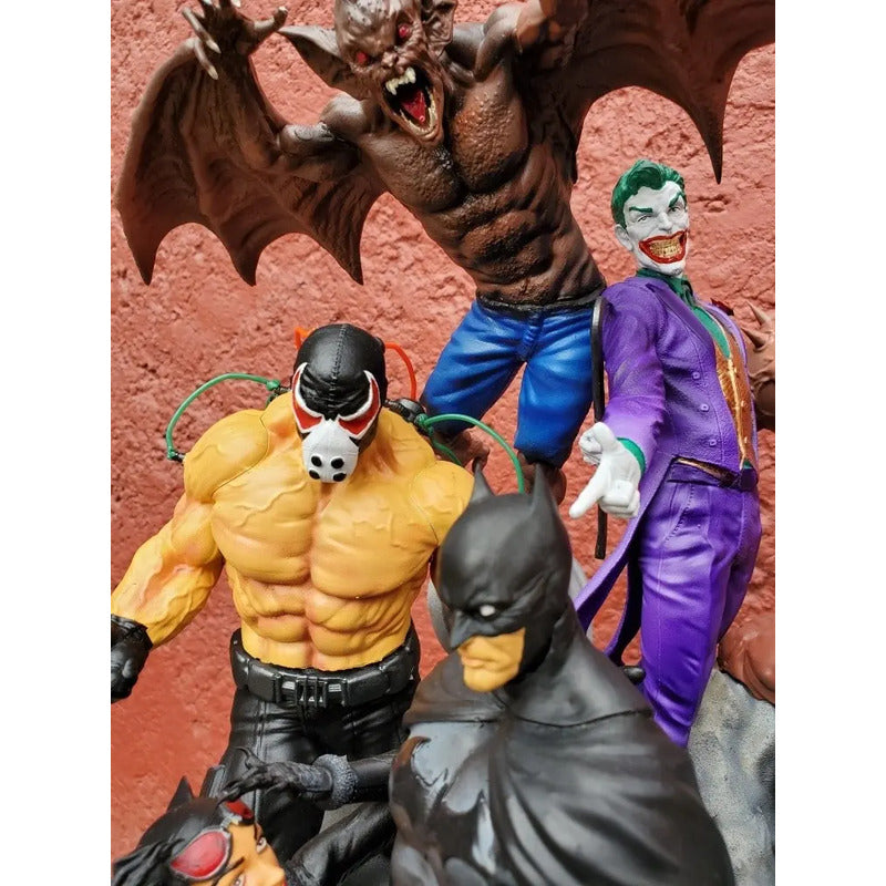 Figura De Acción  Diorama Batman Sanity Todos Sus Enemigos