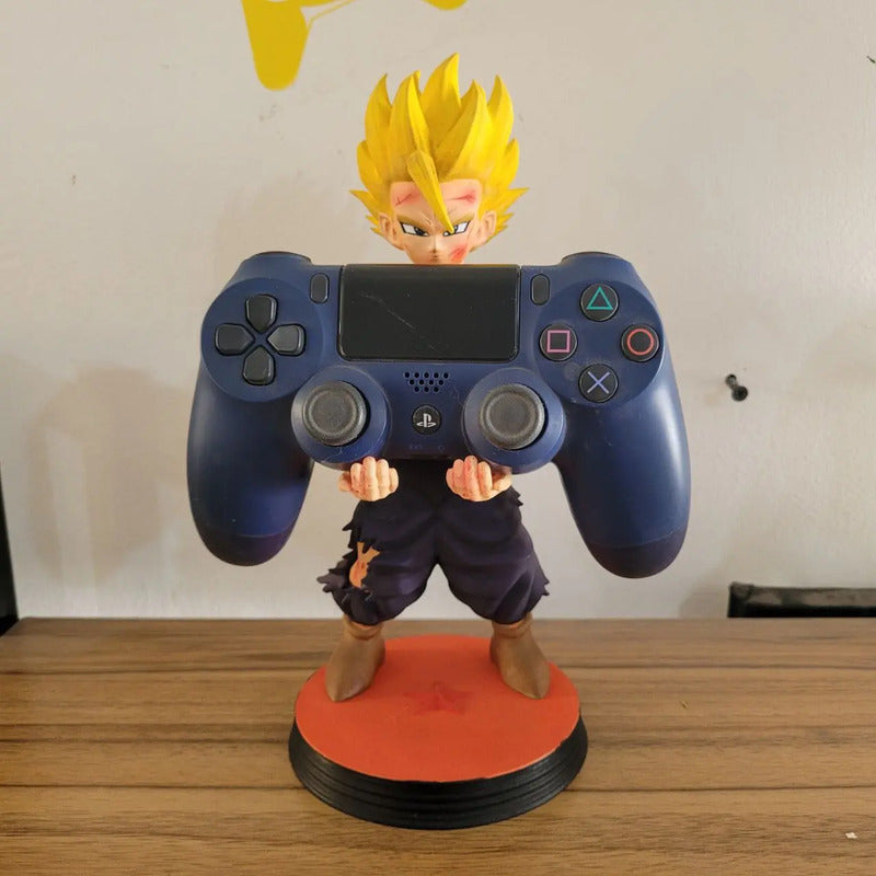 Soporte Para Control Play Xbox O Celular Gohan Dragon Ball Z Violeta Oscuro