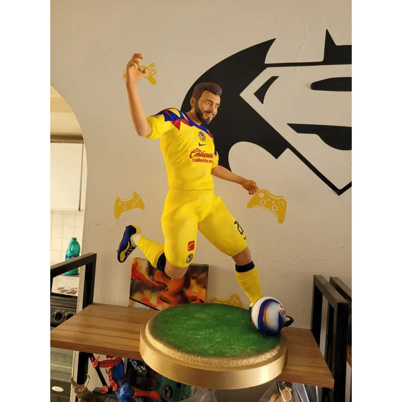 Figura De Fútbol Henry Martin Con America Águilas 55cm