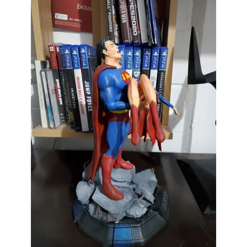 Figura Superman Crisis En Tierras Infinitas