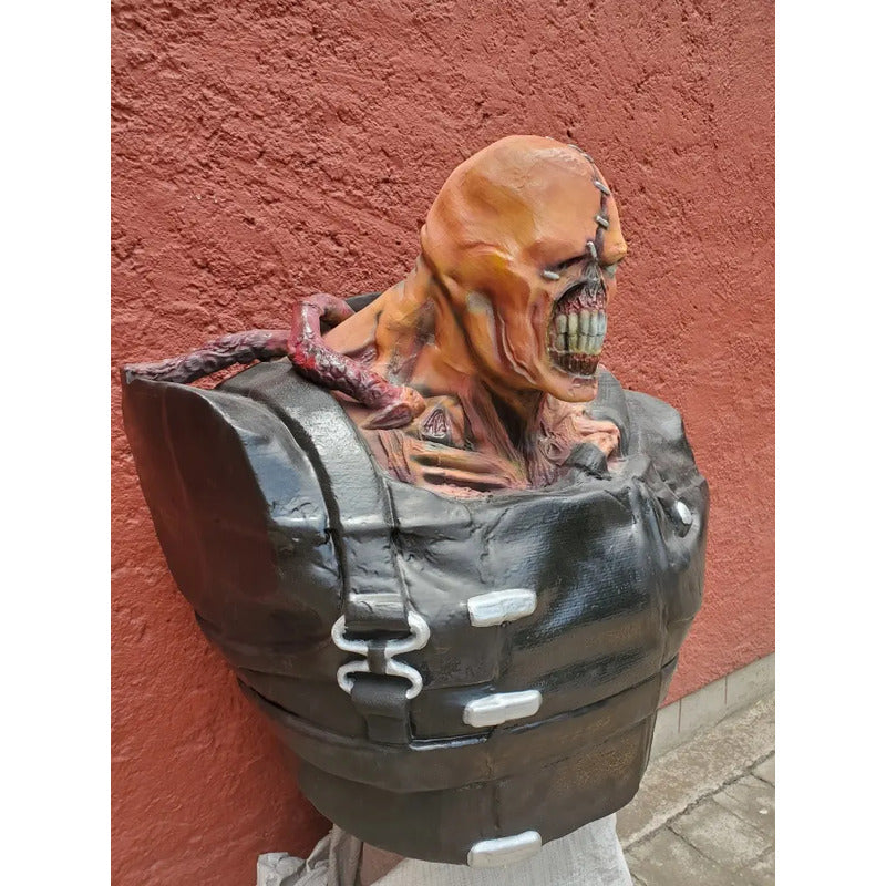 Figura De Acción Busto Nemesis Tamaño Real