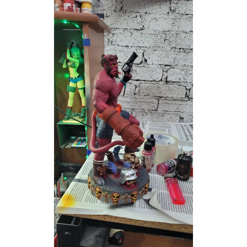 Figura Hellboy 25 Cm