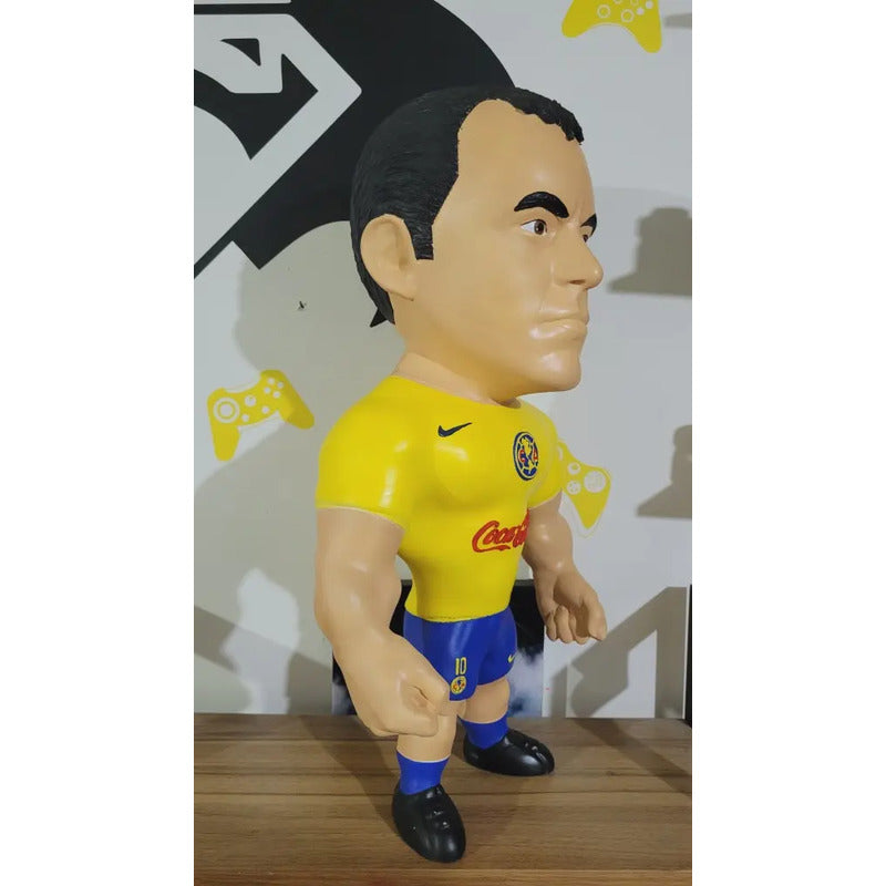 Figura De Futbolista Fuertecito Cuauhtemoc Blanco 55 Cm