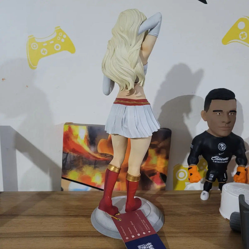 Figura Supergirl  Superman