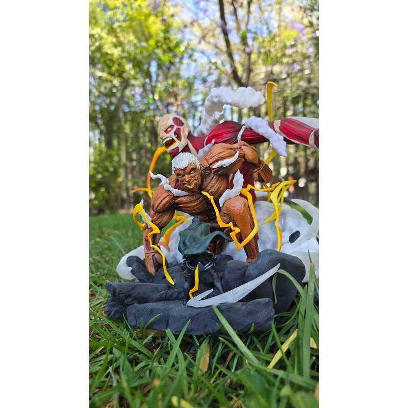 Figura Attack On Titan 20 Cm