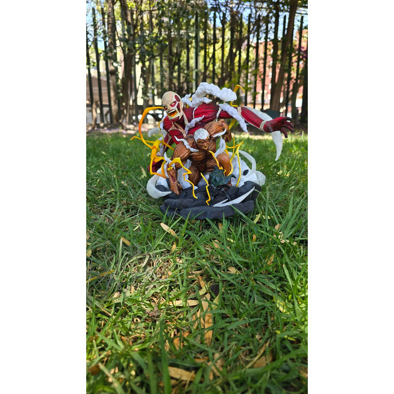 Figura Attack On Titan 20 Cm