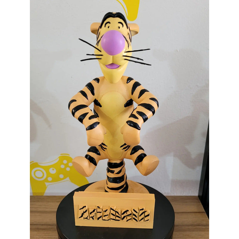 Figura   Tigger Winnie Pooh Personalizada Con Nombre