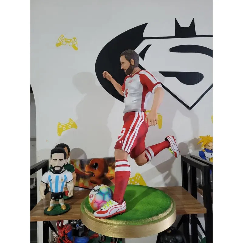 Figura De Fútbol Harry Kane 55 Cm Con Bayer