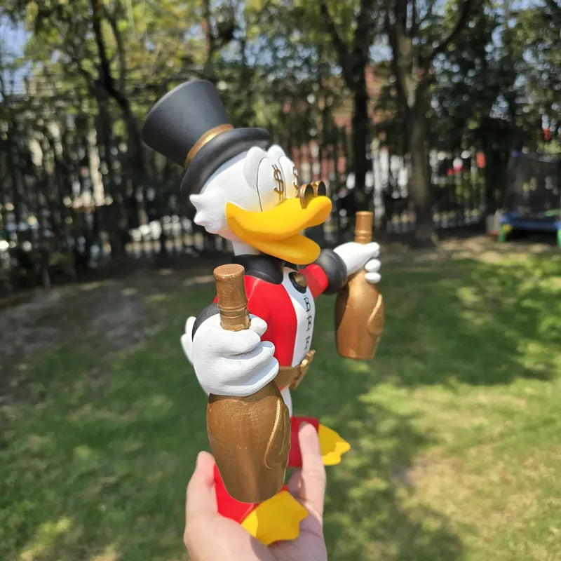 Figura De Rico Mcpato A Color  30 Cm