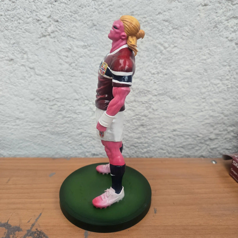 Figura De Futbolista Majin Buu  Erling Haaland