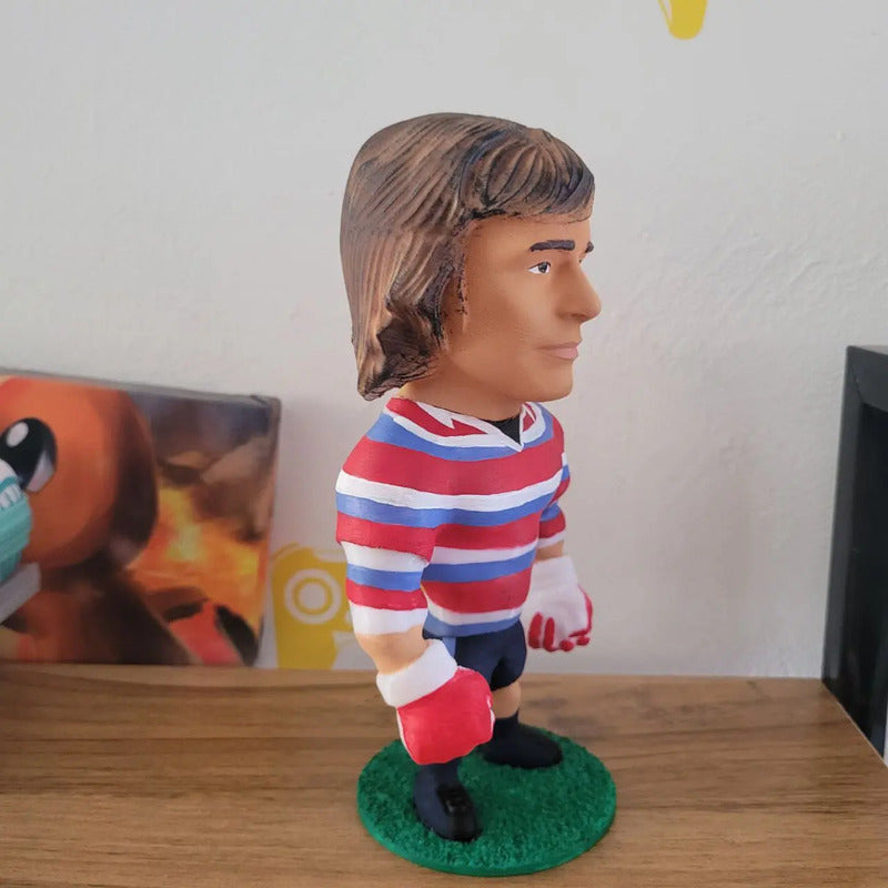 Figura De Futbolista Fuertecito Miguel Marín  Superman