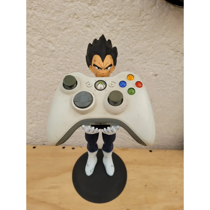 Soporte Para Control Xbox Play O Celular Vegeta