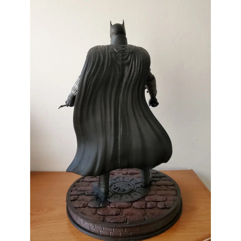 Figura Batman Robert Pattinson Venganza