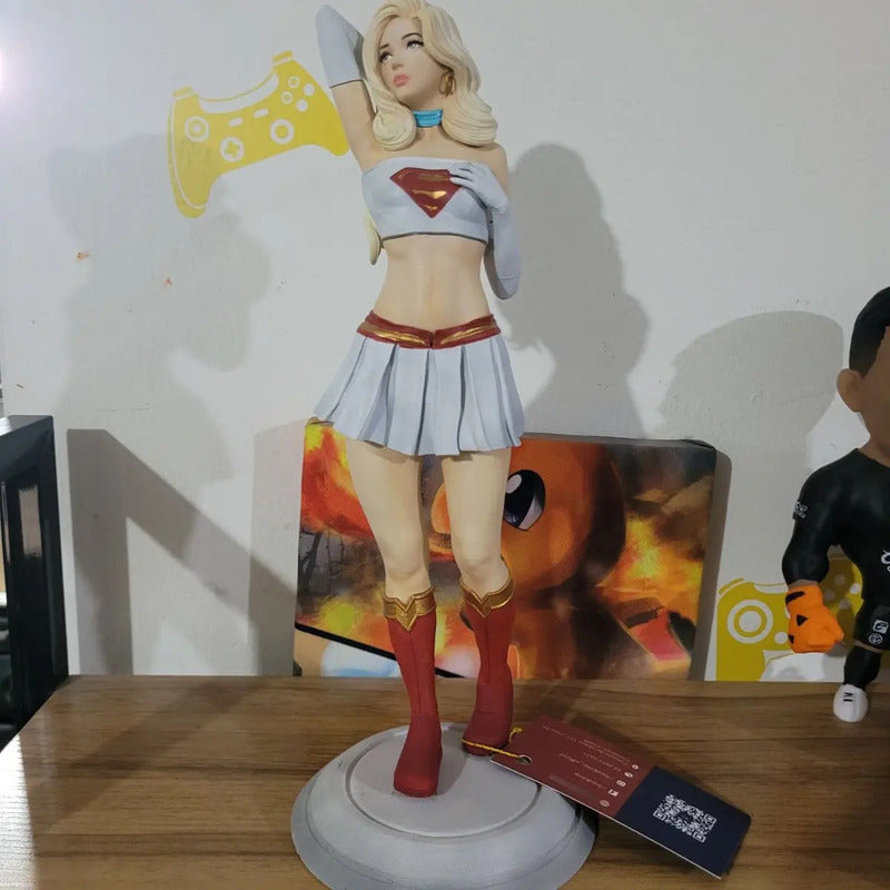 Figura Supergirl  Superman