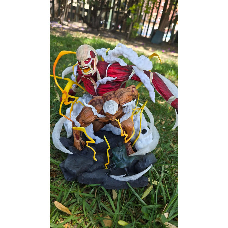Figura Attack On Titan 20 Cm