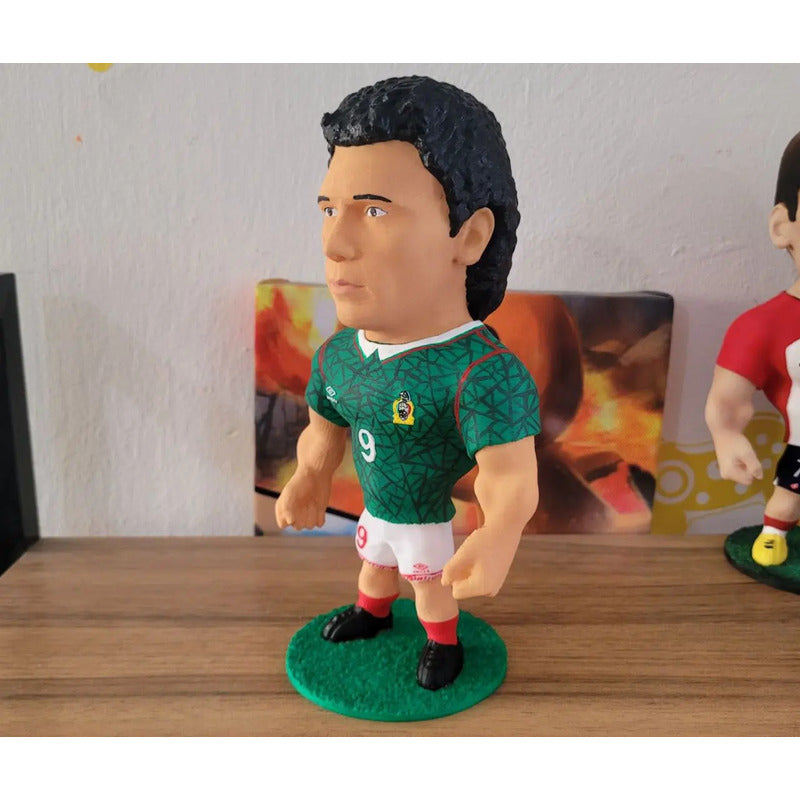 Figura De Futbolista Fuertecito Hugo Sánchez